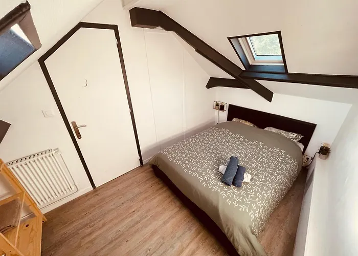 D'en - 373 Apartment